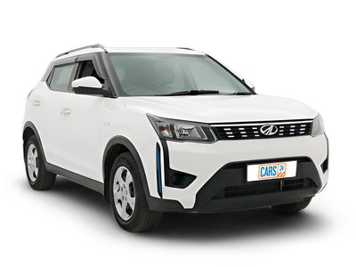 Mahindra XUV300-img